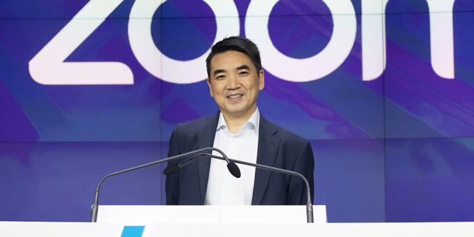 Zoom-CEO Eric Yuan bei einem Auftritt an der New Yorker Technologiebörse Nasdaq. (Archivbild) Zoom-CEO Eric Yuan bei einem Auftritt an der New Yorker Technologiebörse Nasdaq. (Archivbild)