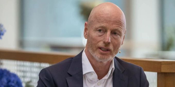 Ringier-CEO Marc Walder sieht als grösste Herausforderungen fehlende KI-Regulierungen und ein Leistungsschutzrecht. (Archivbild) marc walder ringier