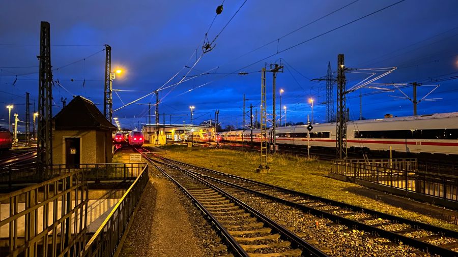 Die ICEs der Deutschen Bahn werden das Depot heute nicht verlassen.