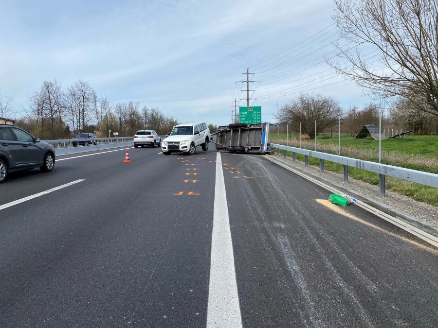 Verletzt wurde beim Unfall niemand.