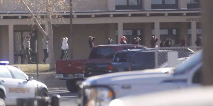 An US-Schule - Drei Tote nach Schüssen