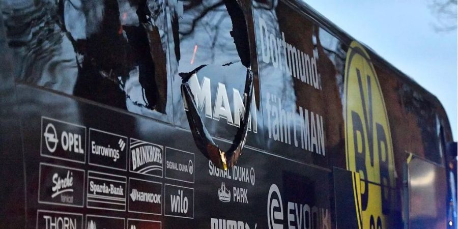 Verfolgt vom Unglück: Im April 2017 geriet der Teambus ins Visier einer Bombenattacke.