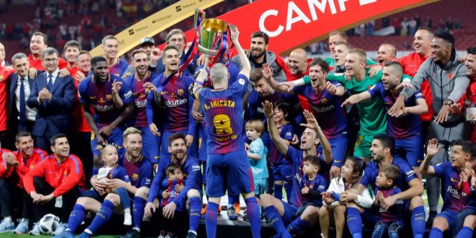 Der FC Barcelona ist nach dem Gewinn des spanischen Pokals auf bestem Weg auch die Meisterschaft zu gewinnen. Der FC Barcelona ist nach dem Gewinn des spanischen Pokals auf bestem Weg auch die Meisterschaft zu gewinnen.