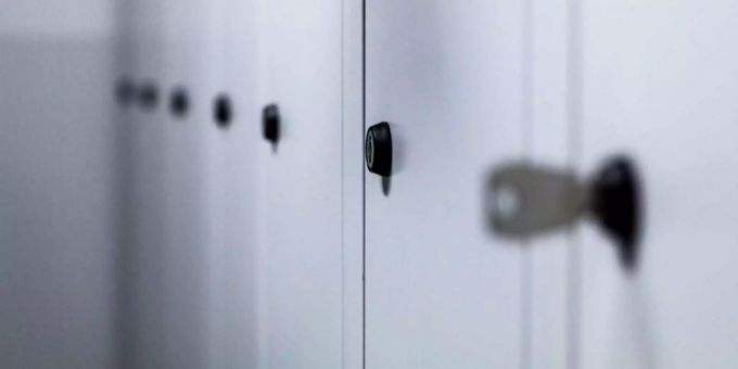 Mord in Japan - Mutter tötet Baby und entsorgt es in einem Schliessfach