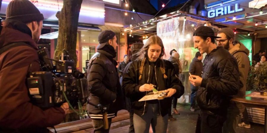 Tranquillo spielt hauptsächlich im Zürcher Kreis 4 - Hier die Dreharbeiten an der Langstrasse