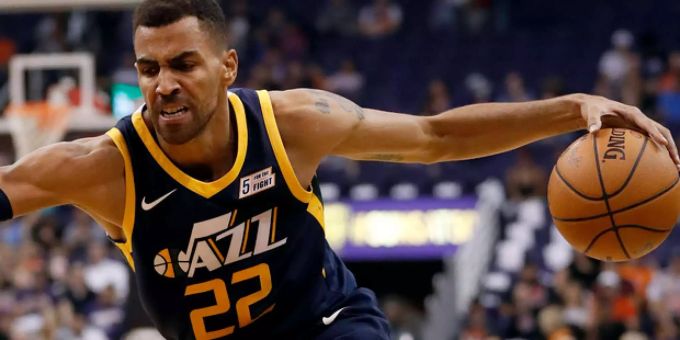 Thabo Sefolosha kämpft mit Utah unglücklich Thabo Sefolosha kämpft mit Utah unglücklich