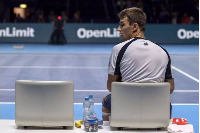 Marco Chiudinelli bei seinem letzten Spiel in Basel. Marco Chiudinelli bei seinem letzten Spiel in Basel.