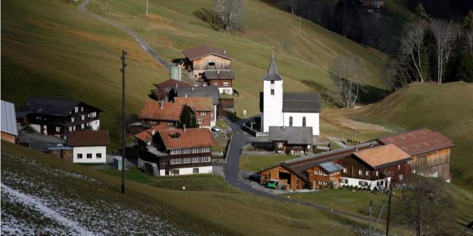 Das 140-Seelen-Dorf Valzeina im bünderischen Praettigau. Das 140-Seelen-Dorf Valzeina im bünderischen Praettigau.