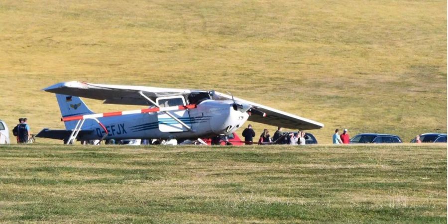 Die kaputte Cessna nach dem Absturz.