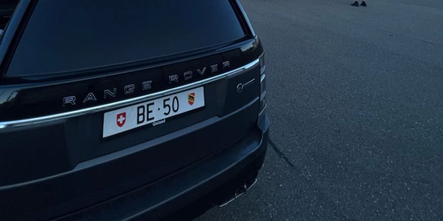 C. K. aus Bern würde nicht auf sein tiefes Nummernschild verzichten wollen. Auch wenn er es noch viel teurer verkaufen könnte.