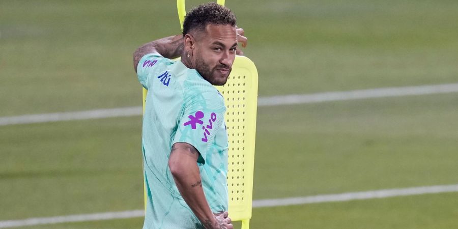 Die Brasilianer um Neymar trainierten erstmals in Doha.