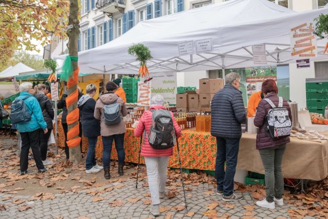 Von 7.30 Uhr bis 18 Uhr werden an über 100 Ständen Rüebliprodukte angeboten.