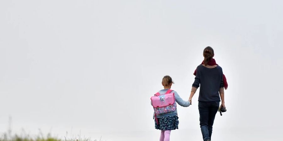 Kind mit Mutter