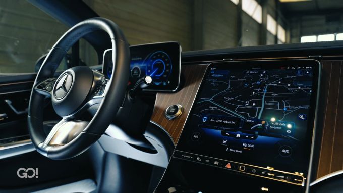 Schön, aber auch kompliziert, der Mercedes EQE. Innenraum EQE
