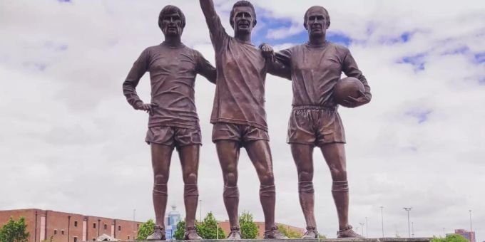 Für die Ewigkeit - Diese Fussballer haben ihre eigenen Statuen