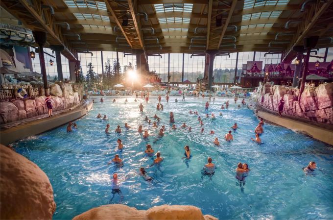 Das Wellenbad trägt den Namen «Surf Fjørd» Surf Fjørd