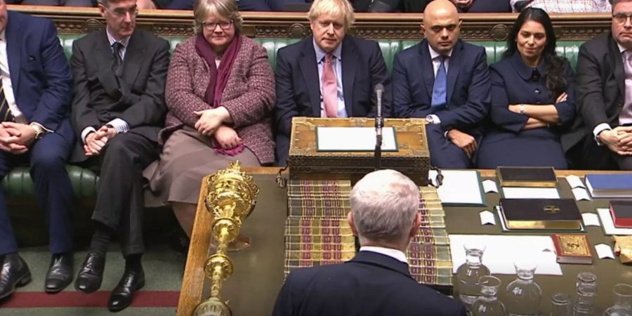Neues britisches Parlament tritt zusammen