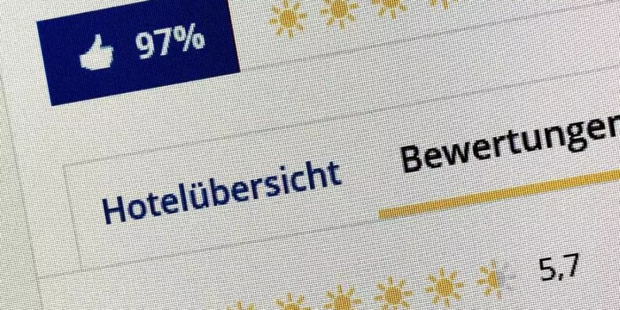Das Internetportal Holidaycheck setzte sich gegen die Firma Fivestar Marketing durch, die gute Internet-Bewertungen verkauft hatte. Foto: Stephan Jansen/dpa