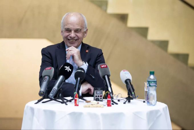 Gut gelaunt und gesprächig: Ueli Maurer an seiner traditionellen Jahresmedienkonferenz. Ueli Maurer bilanz