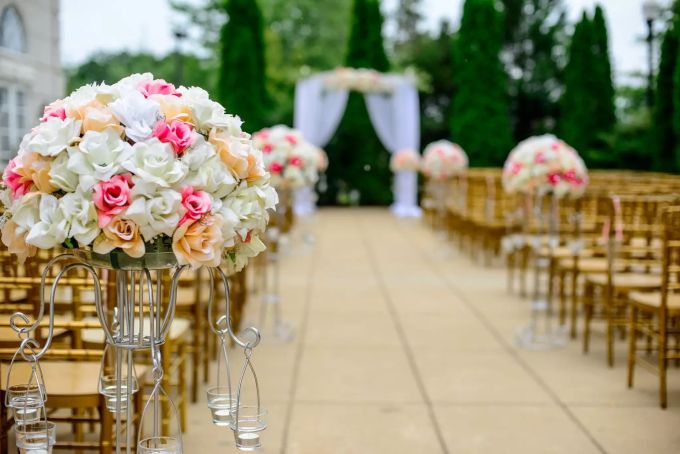 Doppelnamen nach der Hochzeit könnten wieder eine Option werden. Hochzeit