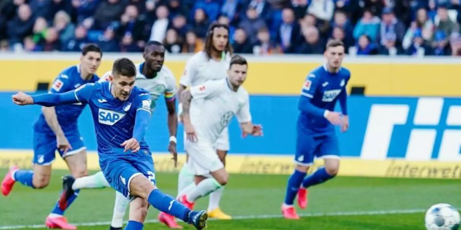 Die TSG 1899 Hoffenheim kann wieder auf Andrej Kramaric (l) zählen. Foto: Uwe Anspach/dpa