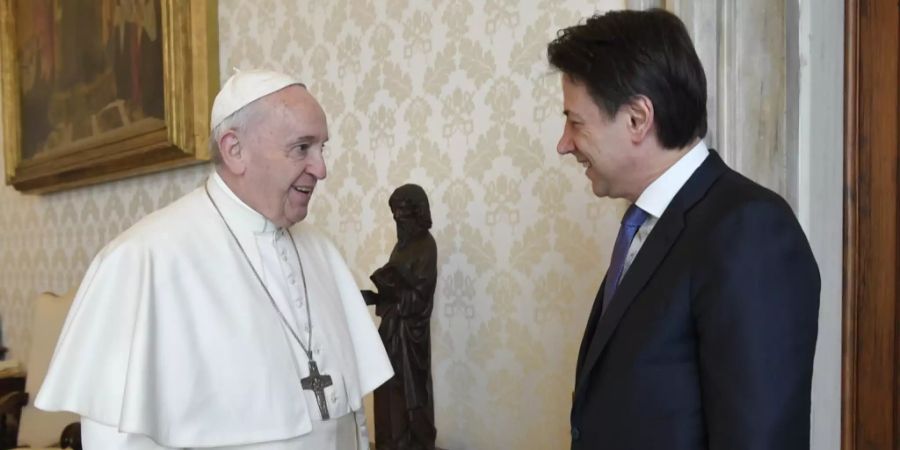 Giuseppe Conte Papst Franziskus