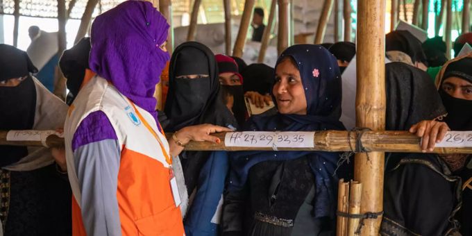 Social Distancing im Kampf gegen das Coronavirus ist in Flüchtlingslagern fast ein Ding der Unmöglichkeit. World Vision