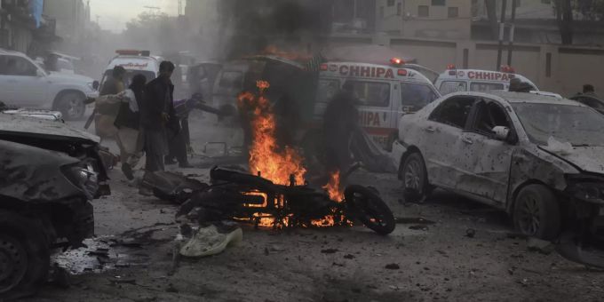 In Pakistan - Sieben Tote bei Anschlag nahe Kundgebung