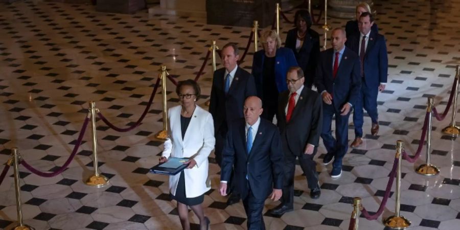Anklageschrift wird zum Senat gebracht
