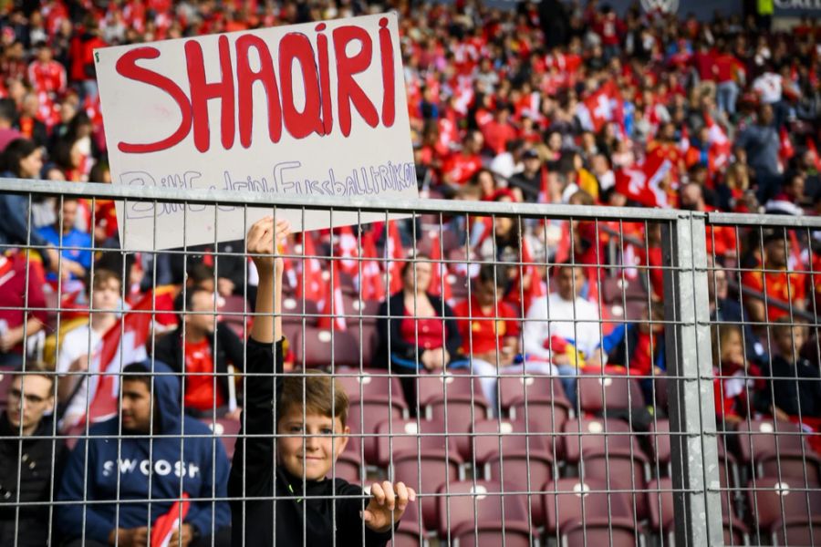 Das Leibchen von Shaq ist auch bei den Nati-Fans äusserst beliebt.