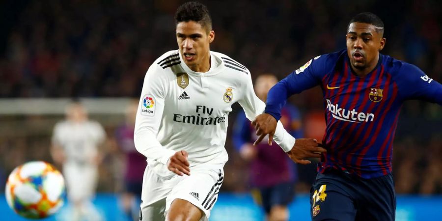 Raphaël Varane, Verteidiger bei Real Madrid, gilt als wichtige Stütze. Soll aber mit einem Abgang Geld in die leere Kasse spülen.