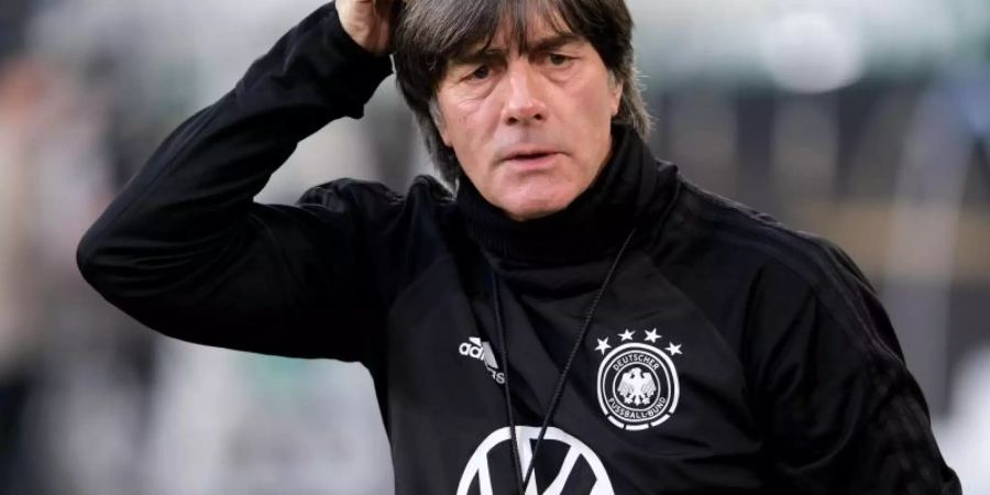 Hat mit dem DFB-Team die Hürde Holland zu meistern: Bundestrainer Joachim Löw. Foto: Peter Steffen