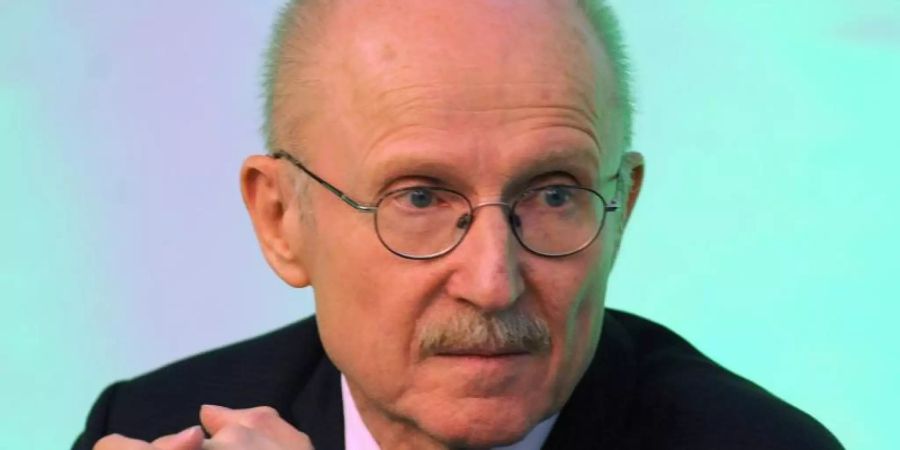 Für Meisterschaften mit gemischten Mannschaften aus Behinderten und Nicht-Behinderten: Willi Lemke Foto: Carmen Jaspersen/dpa