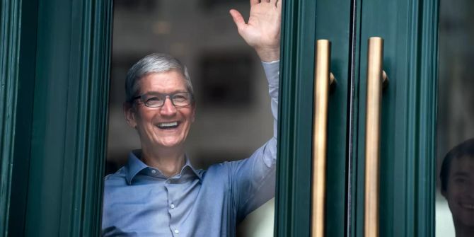 Tim Cook