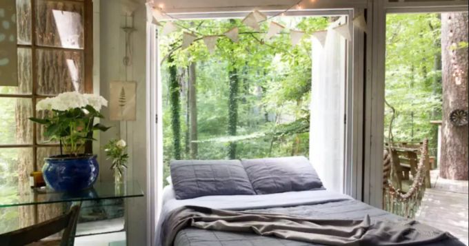 Airbnb