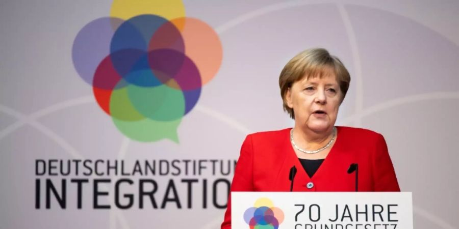 Merkel beim Festakt der Deutschlandstiftung Integration