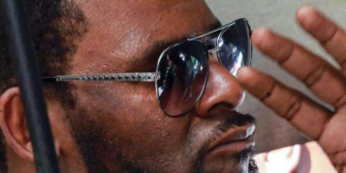 R. Kelly wird in New York der Prozess gemacht. Foto: Amr Alfiky/AP/dpa R. Kelly wird in New York der Prozess gemacht. Foto: Amr Alfiky/AP/dpa
