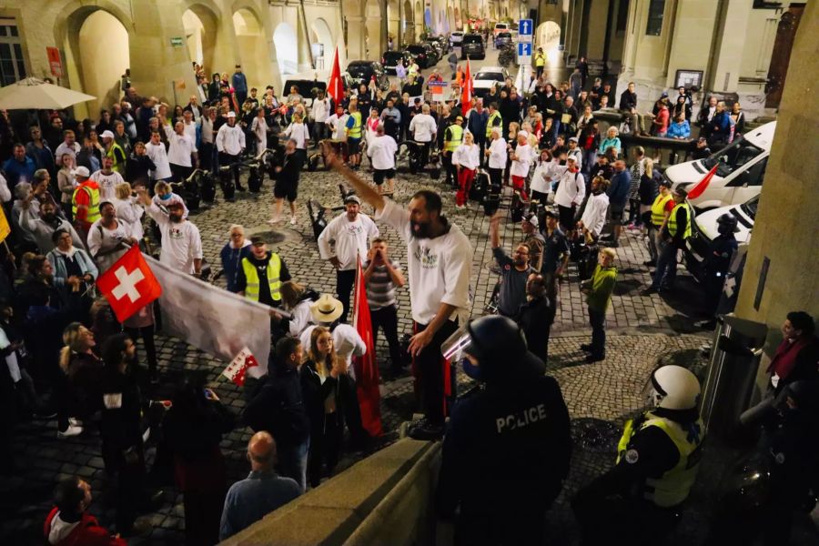 In der jüngsten Vergangenheit hatten sich die Skeptiker – darunter auch «Freiheitstrychler» – in Bern demonstriert.