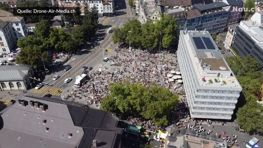 luftbilder-der-pride-parade-in-zurich