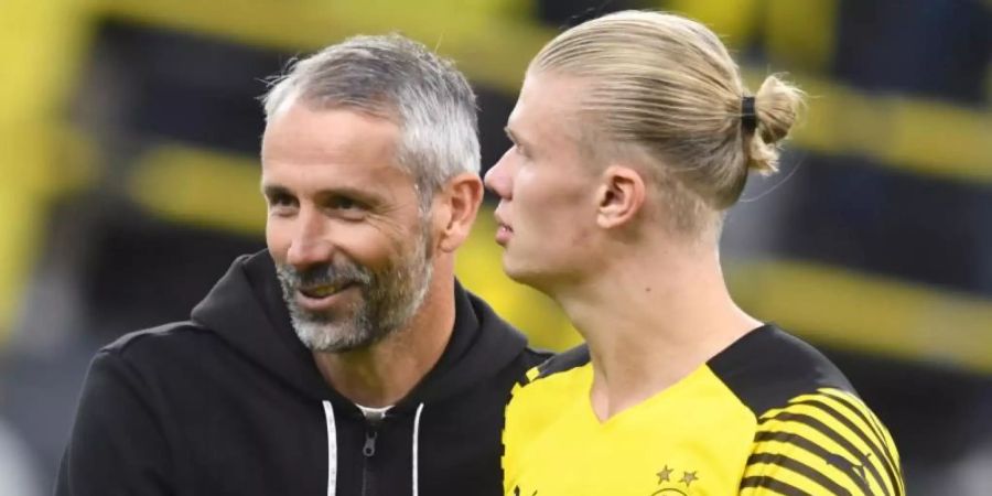 Dortmunds Trainer Marco Rose bangt um den Einsatz von Stürmer Erling Haaland. Foto: Bernd Thissen/dpa