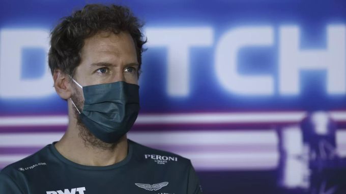 Sebastian Vettel steht zu seiner Aktion mit dem Regenbogen-T-Shirt. Sebastian Vettel
