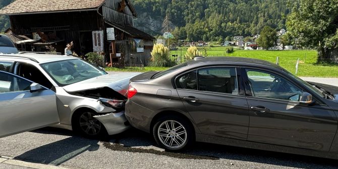 Auffahrunfall in Näfels.