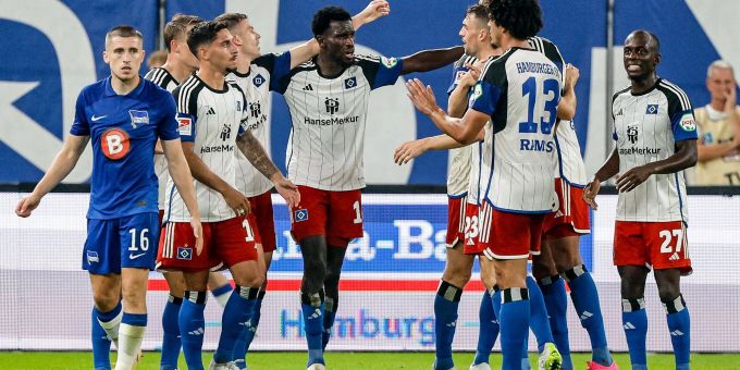 Bakery Jatta (M) traf beim Heimsieg des Hamburger SV gegen Hertha BSC zum 1:0. Bakery Jatta (M) traf beim Heimsieg des Hamburger SV gegen Hertha BSC zum 1:0.