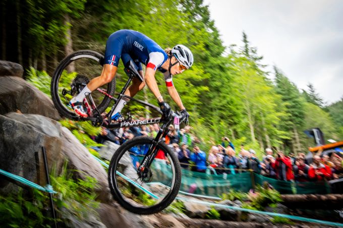 Pauline Ferrand-Prévot fährt zu ihrem fünften WM-Titel. Pauline Ferrand-Prévot Rad-WM Mountainbike
