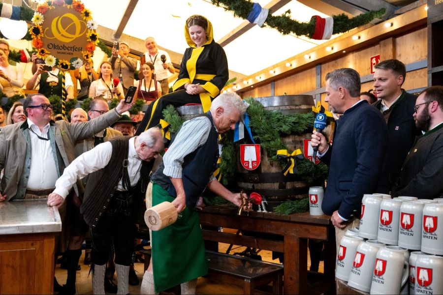 Trotz der hohen Preise dürften wieder zahlreiche Mass Bier verkauft werden.