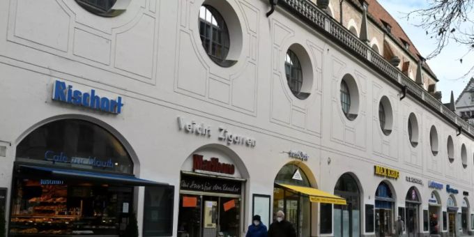 Einkaufsstrasse in München Einkaufsstrasse in München