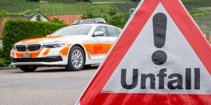 Ein Motorradfahrer wurde bei Selbstunfall verletzt.