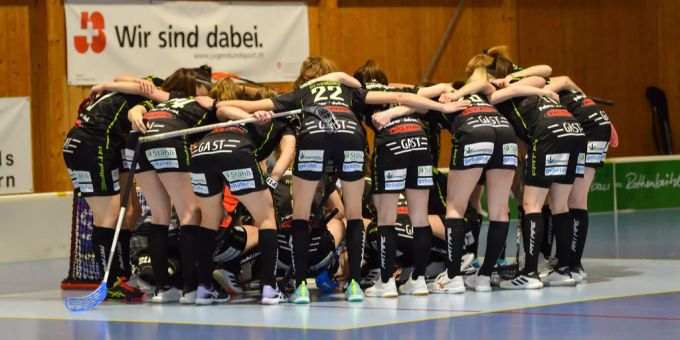 Die Skorps vor dem Spiel. Skorps