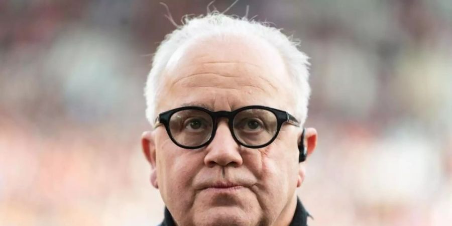 DFB-Präsident Fritz Keller gerät zunehmend unter Druck nach seiner verbalen Entgleisung. Foto: Patrick Seeger/dpa