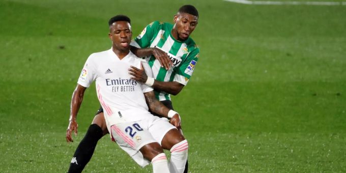 Die Leistungen von Vinicius Junior (vorne, Real Madrid) beeindrucken Zé Roberto. Real Madrid